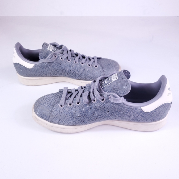 Adidas Stan Smith Grey Sneakers - Picture 4 of 12